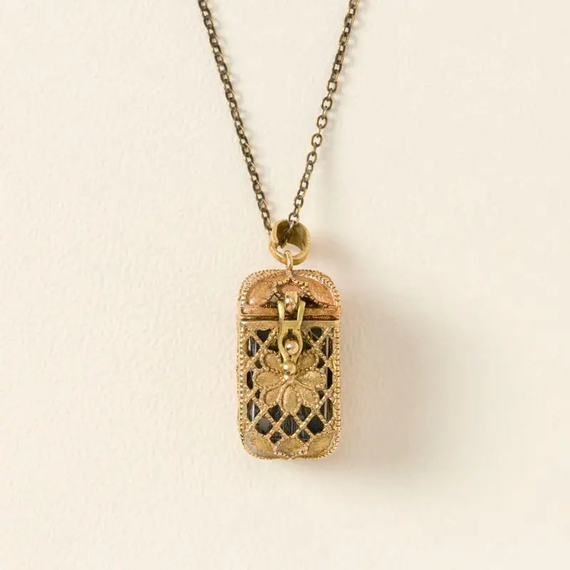 🔥LAST DAY 49% OFF - 📿Tiny Tarot Deck Necklace